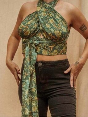 Green Floral Halter Tie Crop Top